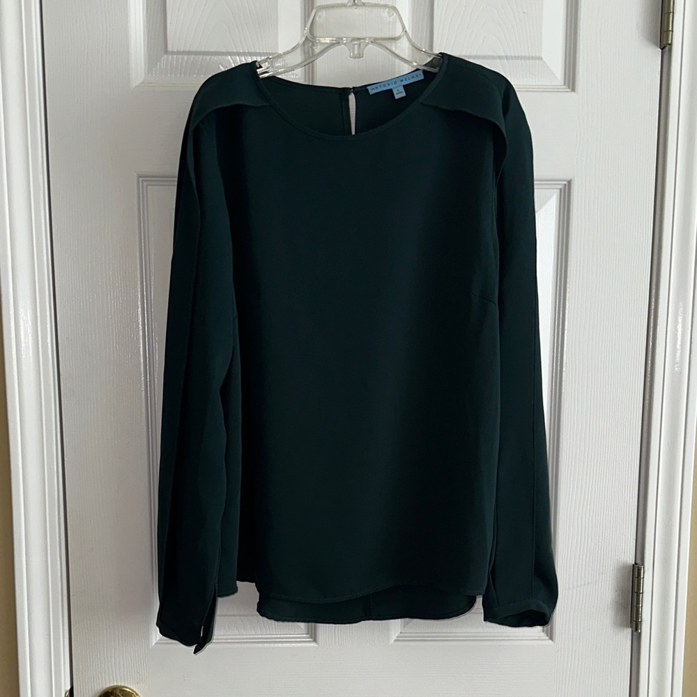 Antonio Milani, deep Forest Green statement, Top Large